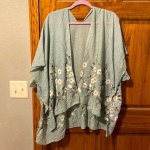 One Size; Green Shawl